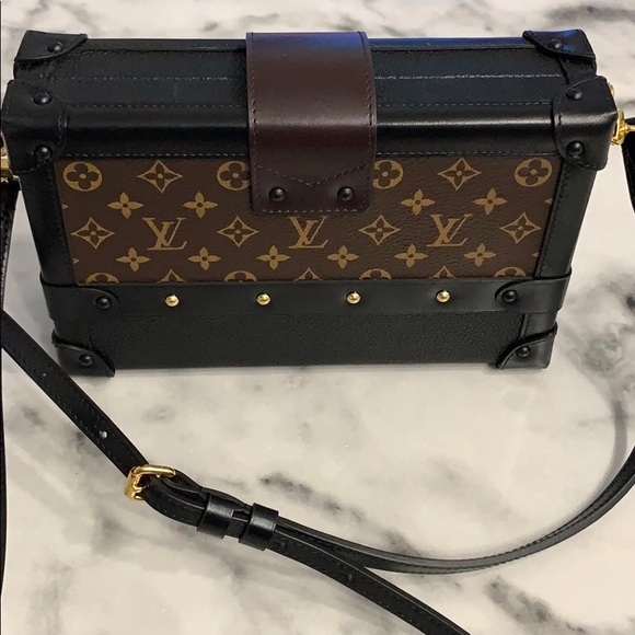 LOUIS VUITTON PETITE MALLE - Picture 4 of 14